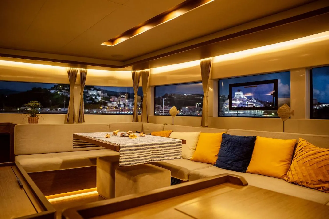 <p>Comfortable interior with lots of seating areas</p>