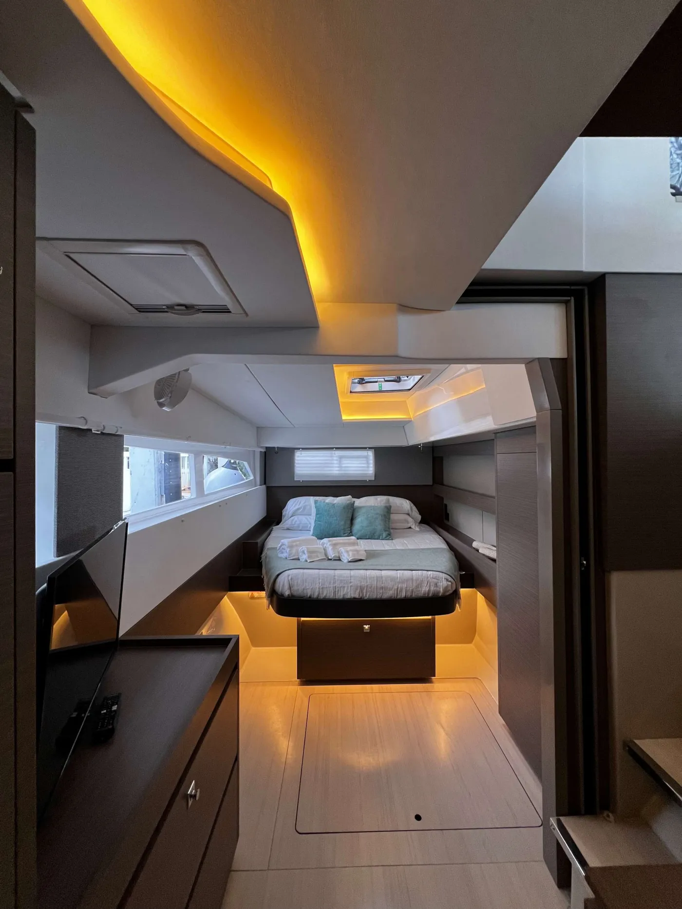<p>Master cabin suite</p>