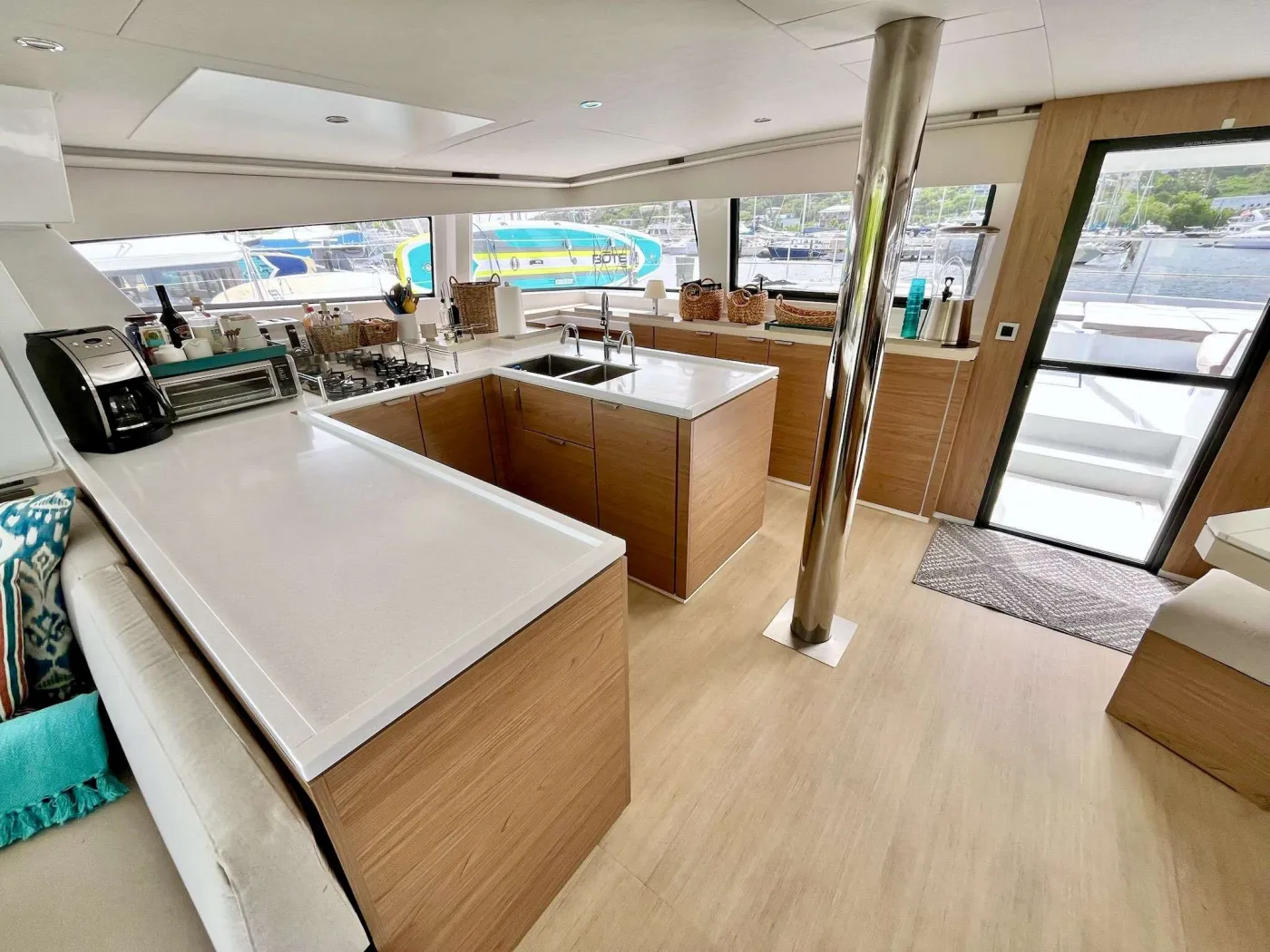 DOCK HOLIDAY