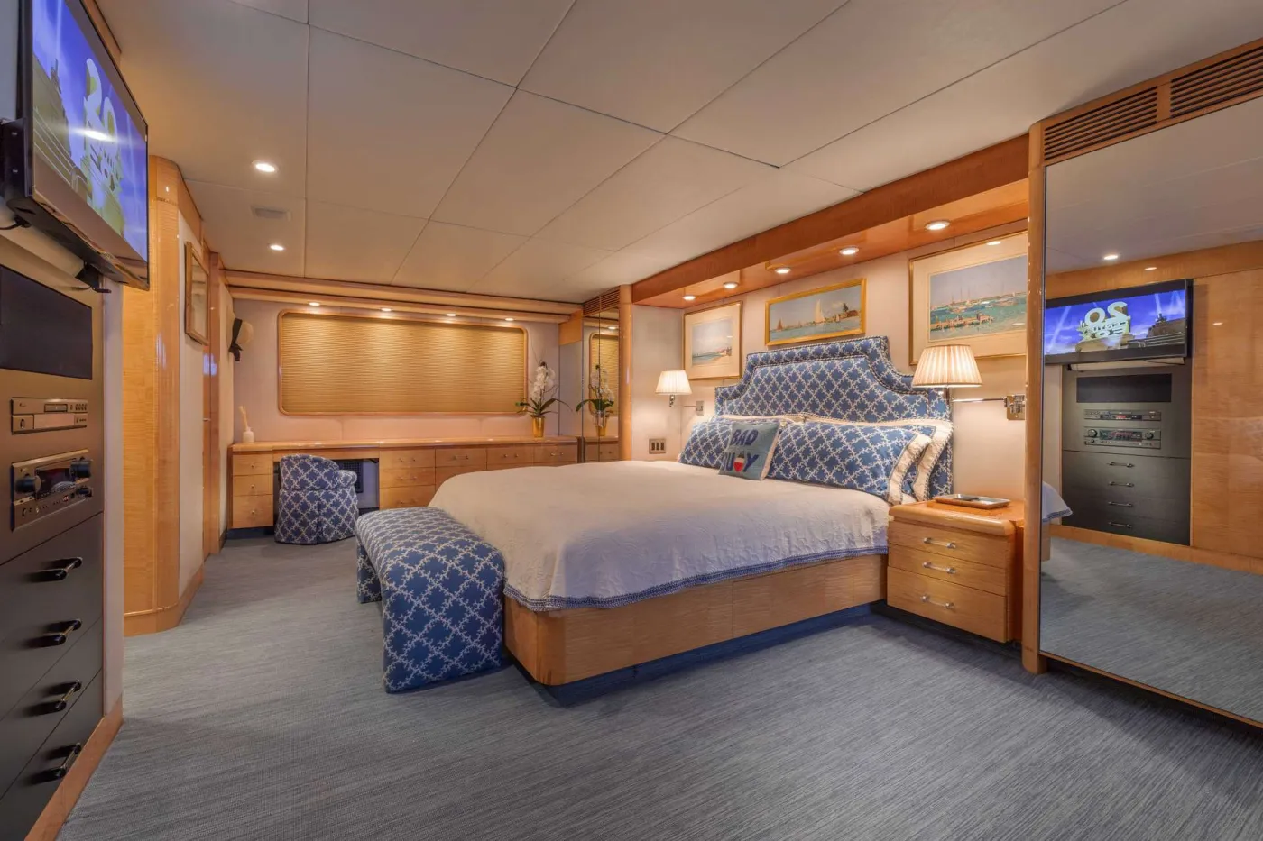 <p>Master Stateroom</p>
