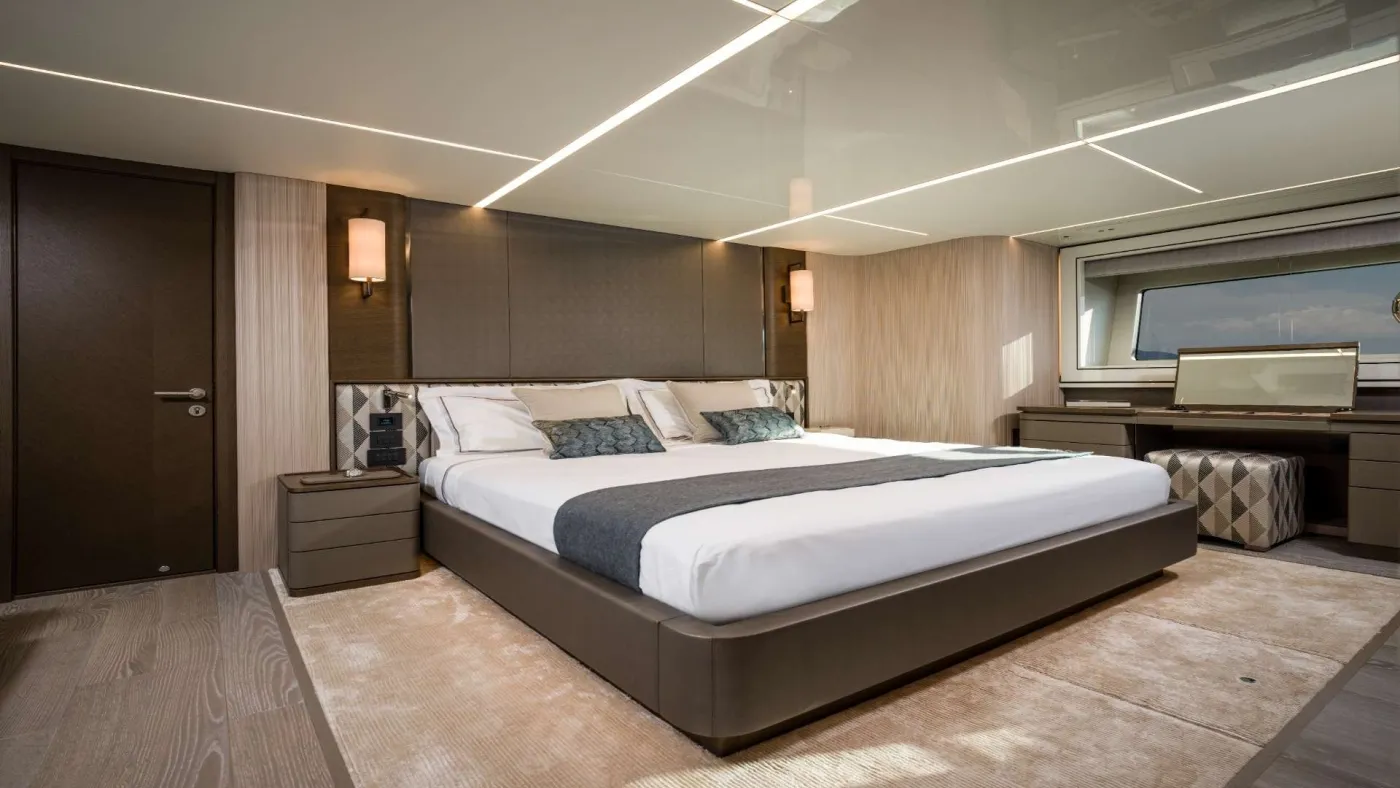 <p>Master Stateroom</p>