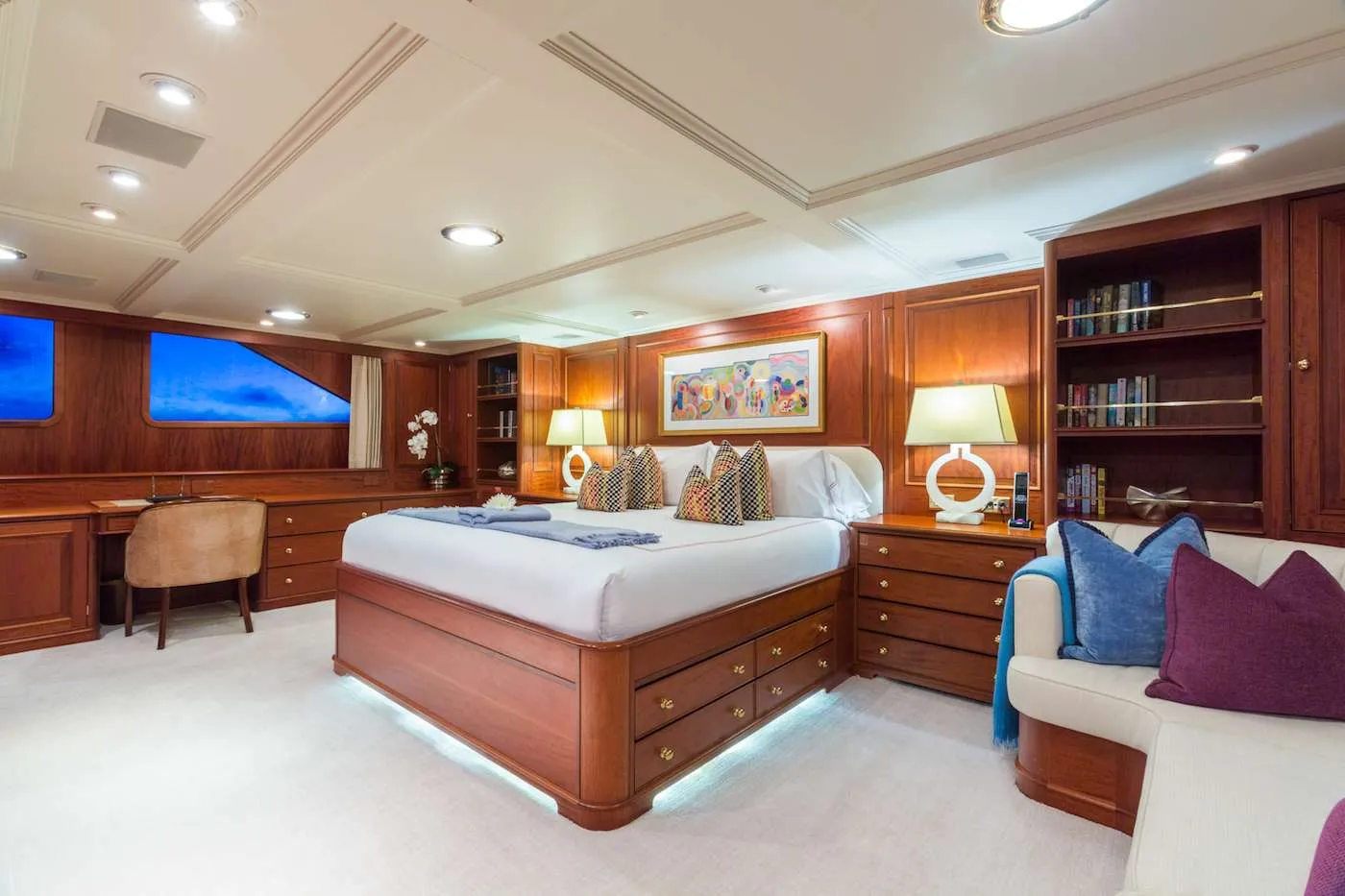 <p>Master Stateroom</p>