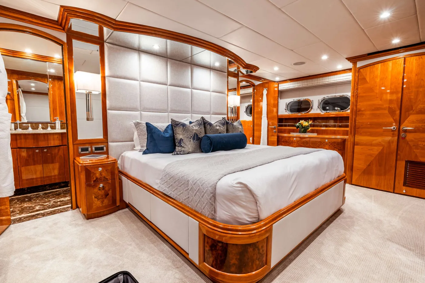 <p>King Primary Stateroom</p>