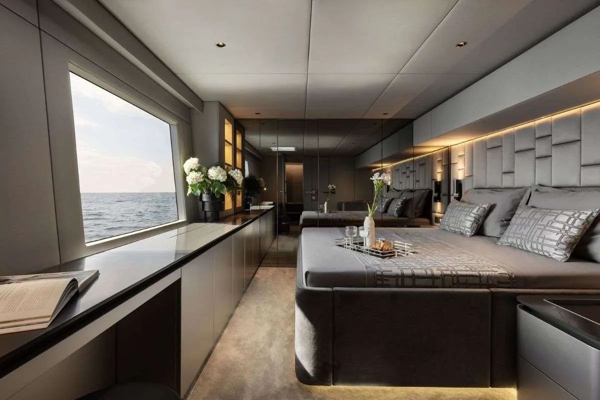 <p>Master Cabin</p>