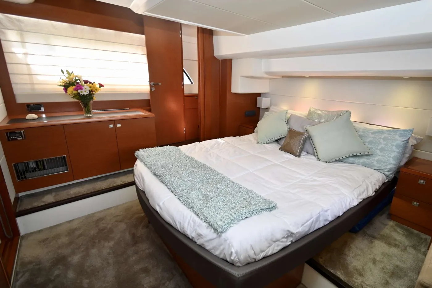 <p>Master stateroom</p>