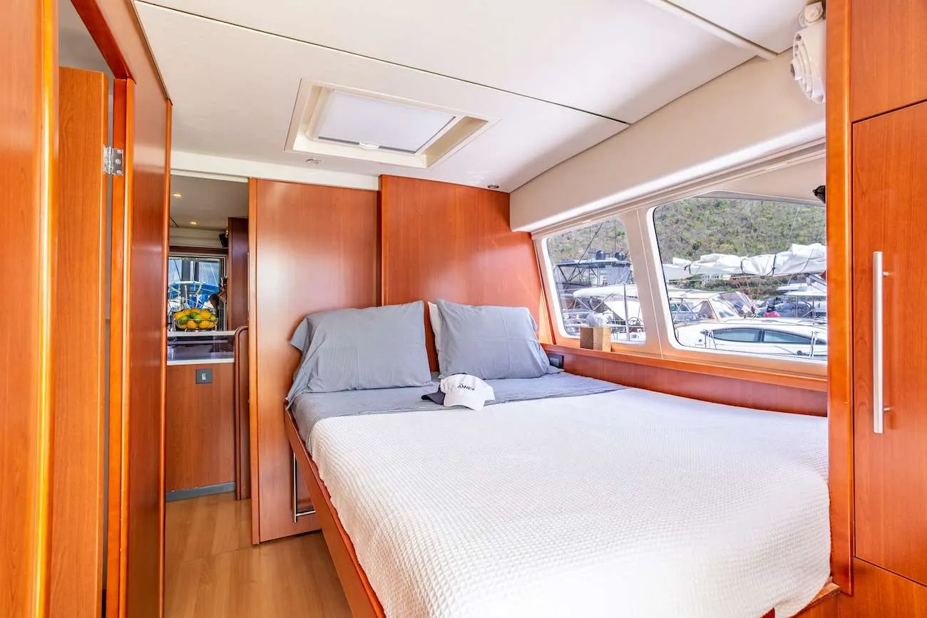 <p>Main deck port queen suite</p>