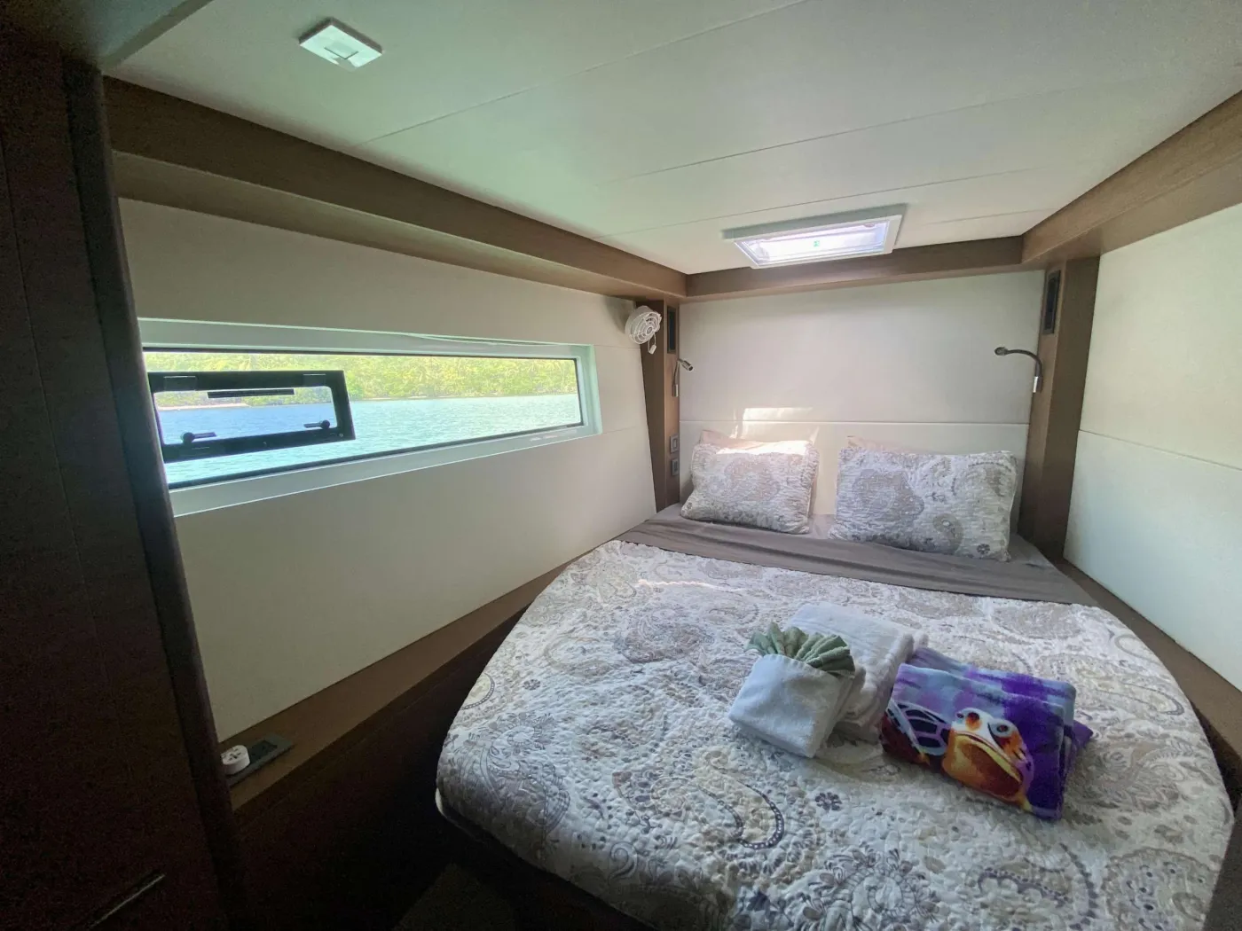 <p>Guest cabin port side</p>