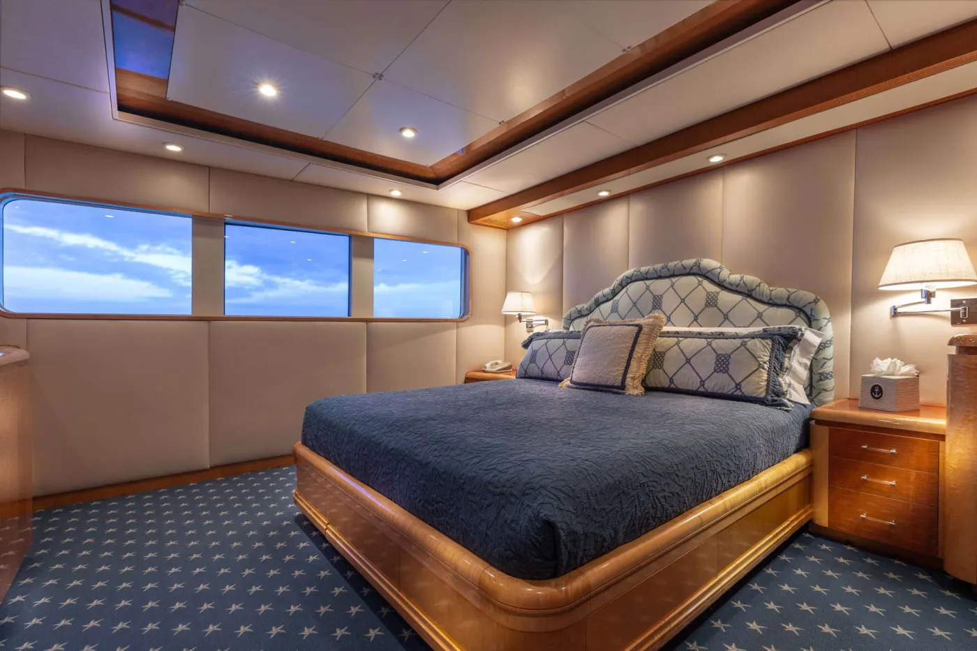 <p>VIP Stateroom</p>