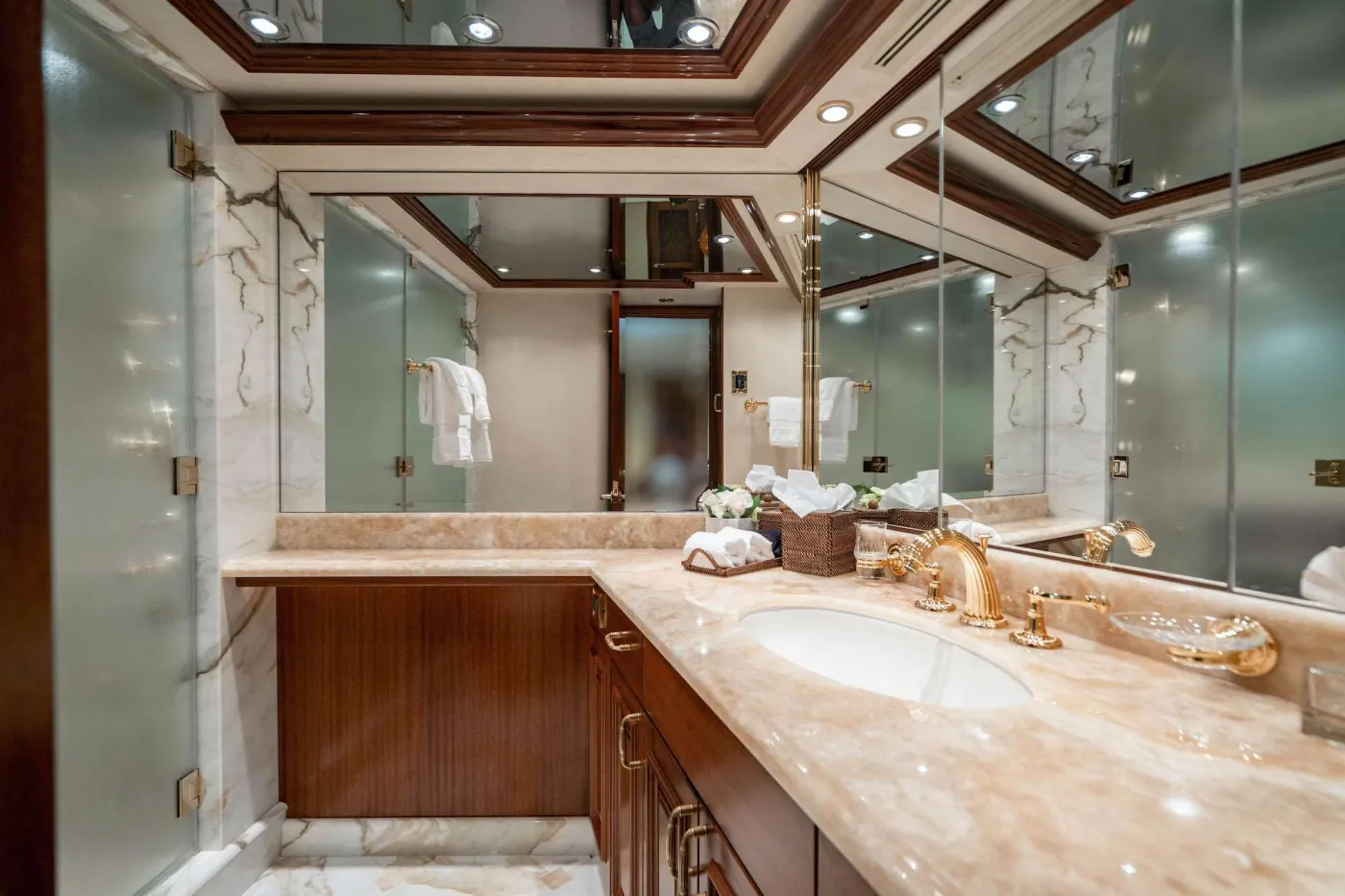 <p>Master Bathroom</p>