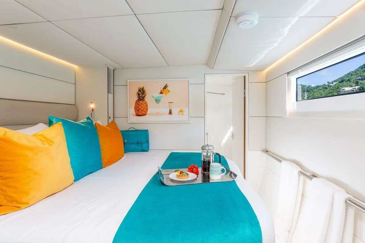 VOYAGE 590