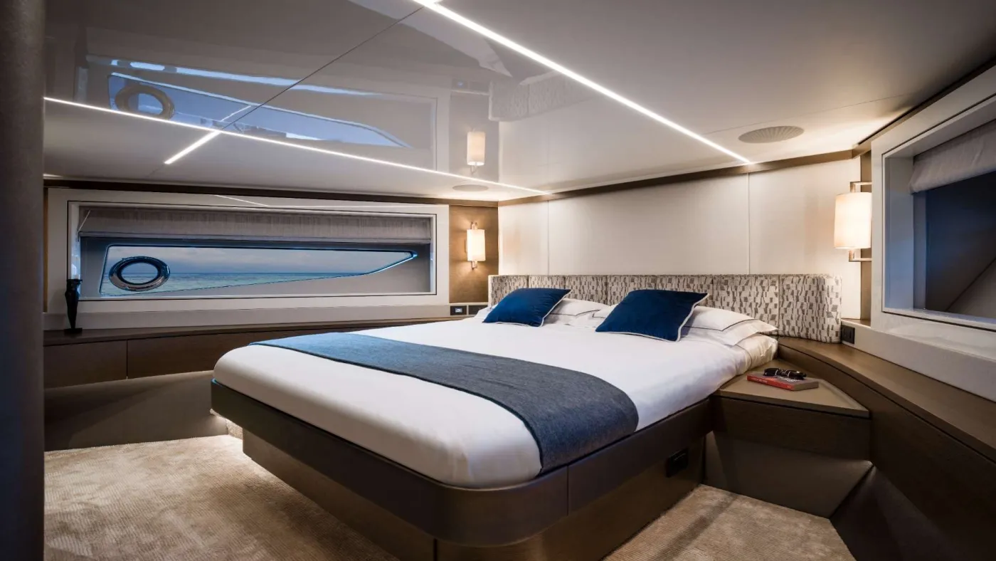 <p>VIP Stateroom</p>