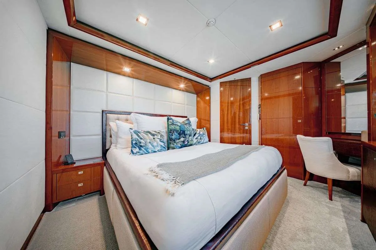 <p>Queen Guest Stateroom #1</p>