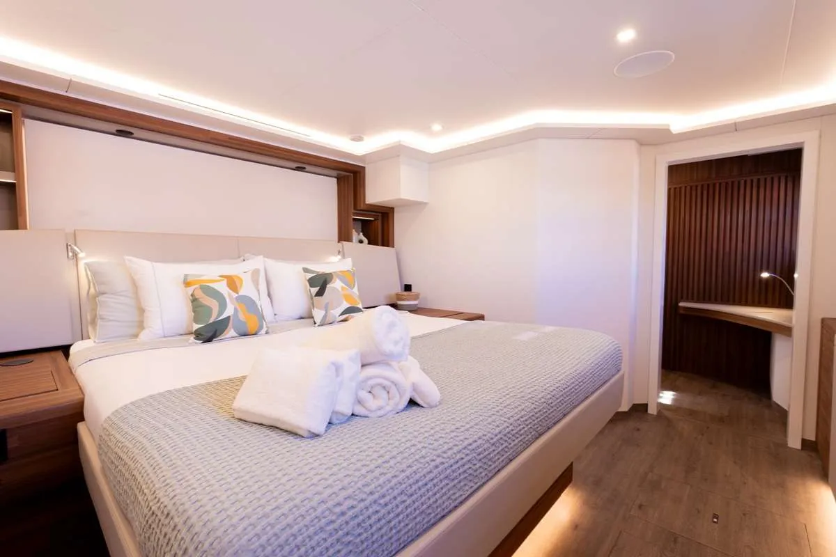 <p>VIP Stateroom</p>