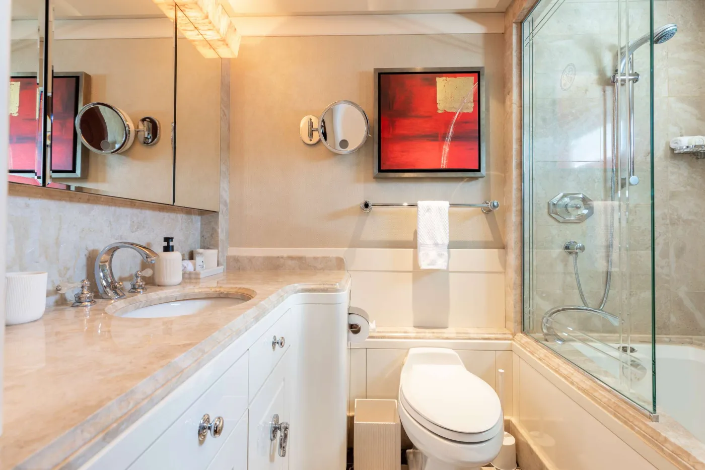 <p>Guest Ensuite</p>
