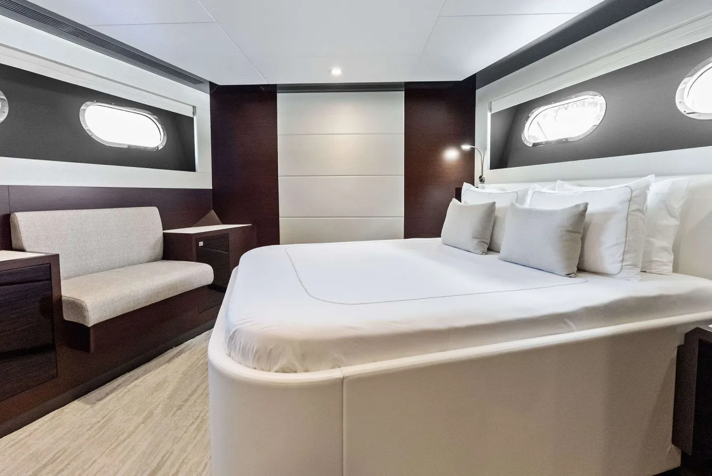 <p>Double Stateroom</p>
