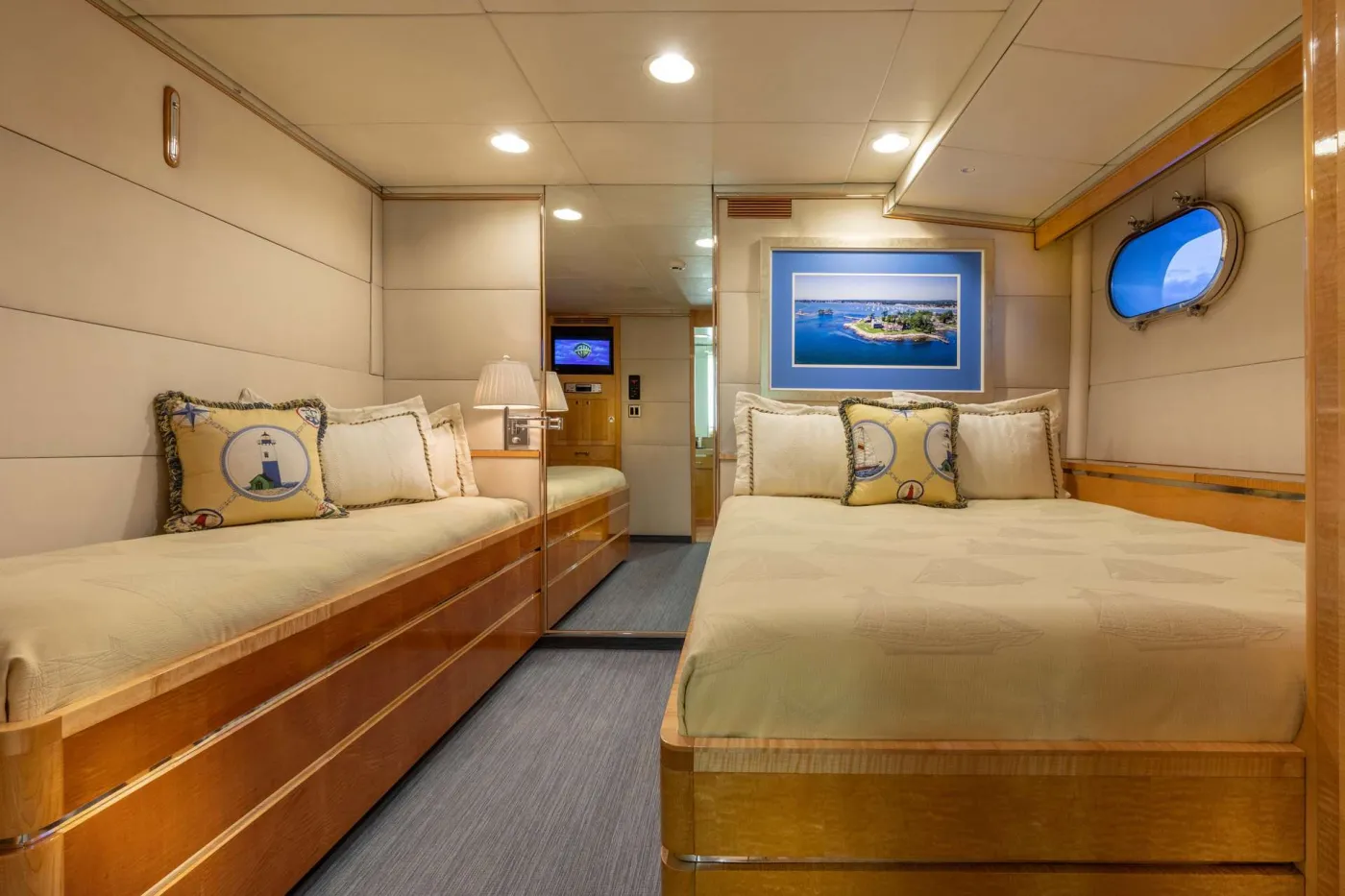 <p>Guest Stateroom 2 (w/ Pullman)</p>