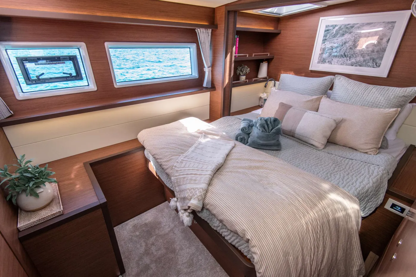 <p>Port Aft Queen Cabin </p>